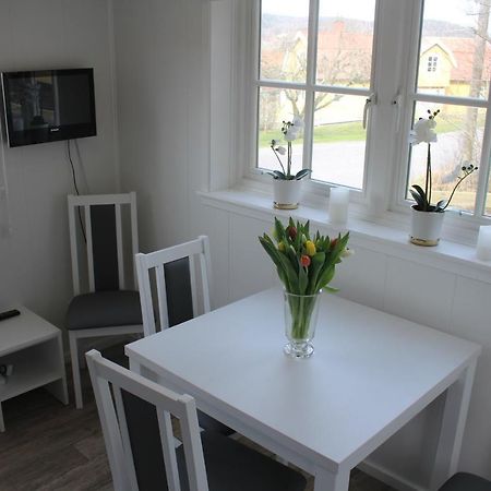 Stuga Pa Hammarbergs Gard Kungsbacka Extérieur photo